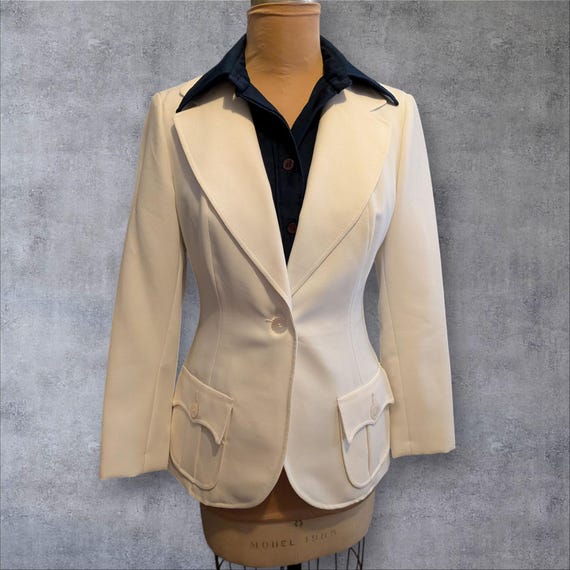 Vintage 70s DISCO Era WIDE LAPEL Poly Knit White Jacket Nipped 