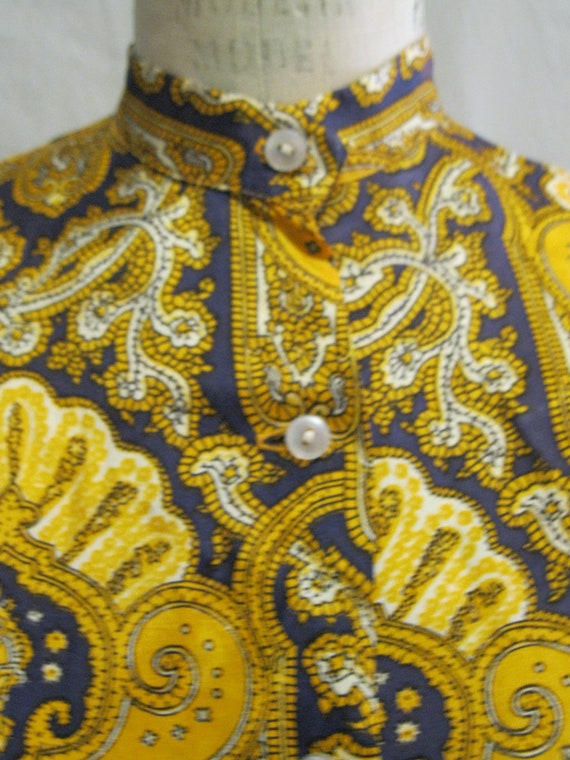 Vintage 60s 70s PAISLEY Print BLOUSE Acetate Twil… - image 2