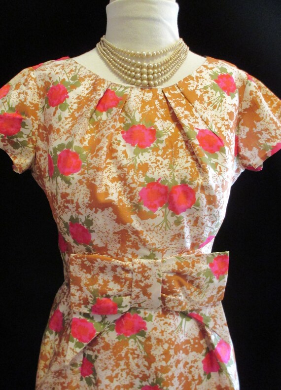 Vintage 50s Floral SHEATH WIGGLE DRESS Cocktail P… - image 2