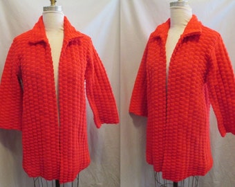 Vintage 50s 60s RED Knitted COAT SWEATER Clutch Style, No Closures, Sportswear Casual Bust: 43"