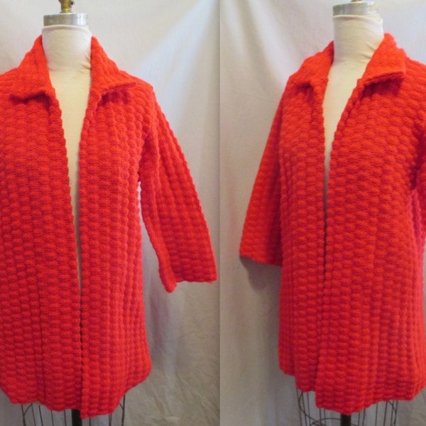 Vintage 50s 60s RED Knitted COAT SWEATER Clutch Style, No Closures, Sportswear Casual Bust: 43"