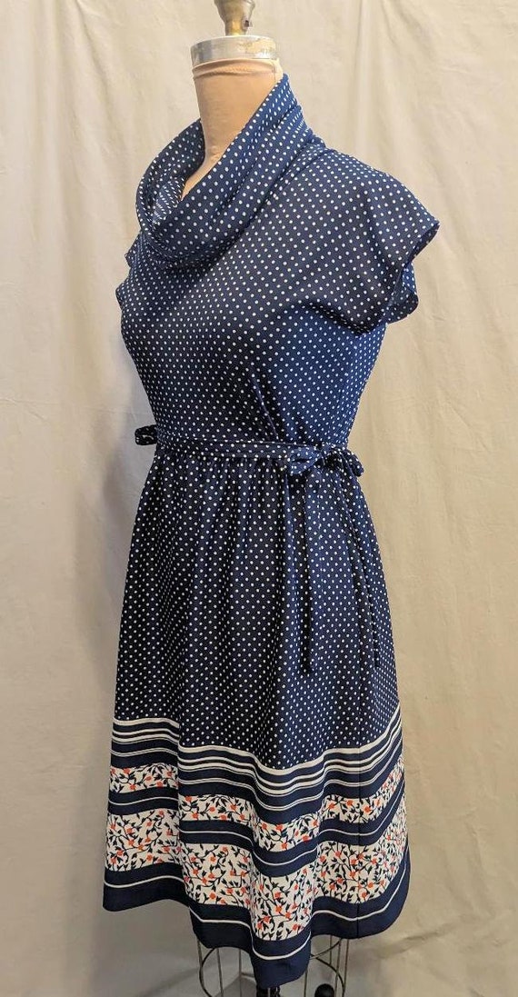 Vintage 70s KNIT Dress Polka Dot With Shaping Sid… - image 3