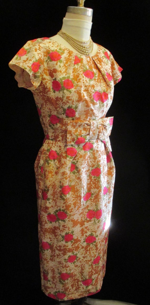 Vintage 50s Floral SHEATH WIGGLE DRESS Cocktail P… - image 6