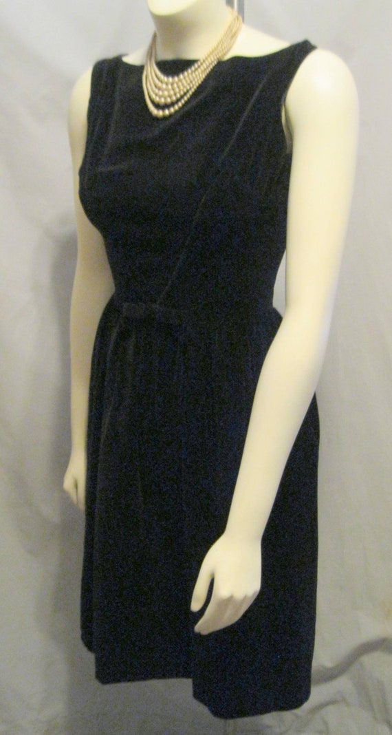 Vintage 60s Black Cotton VELVETEEN DRESS by Lanz … - image 4