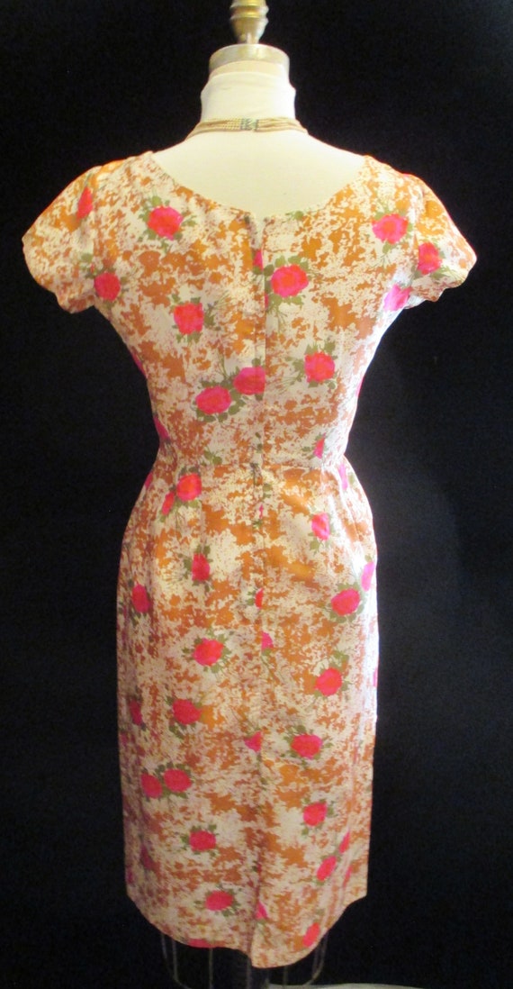 Vintage 50s Floral SHEATH WIGGLE DRESS Cocktail P… - image 7