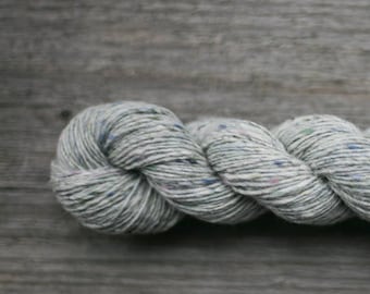 Donegal Soft merino tweed Merino wool knitting wool yarn 1ply Donegal tweed 5504 Annalee