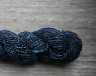 Donegal Soft merino tweed Merino wool knitting wool yarn 1ply  Donegal tweed Dark blue tweed yarn 5514 GLYDE