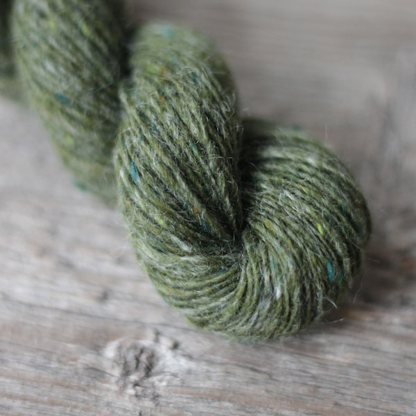 Donegal MOHAIR Tweed fil 100gr, 50gr ou 25gr mini écheveaux Couleur 2713 Olivette Donegal tweed avec mohair