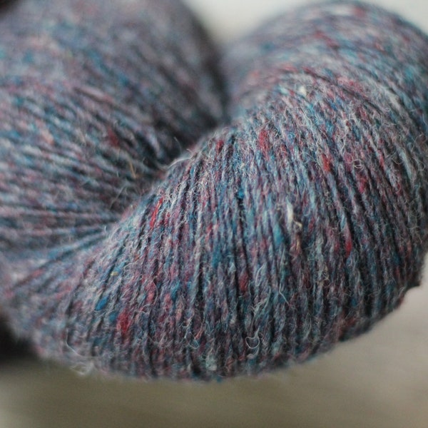 Dundaga wool tweed wool yarn 6/1 Lace weight fingering natural rustic wool non superwash wool yarn blue with red and turquoise speckles