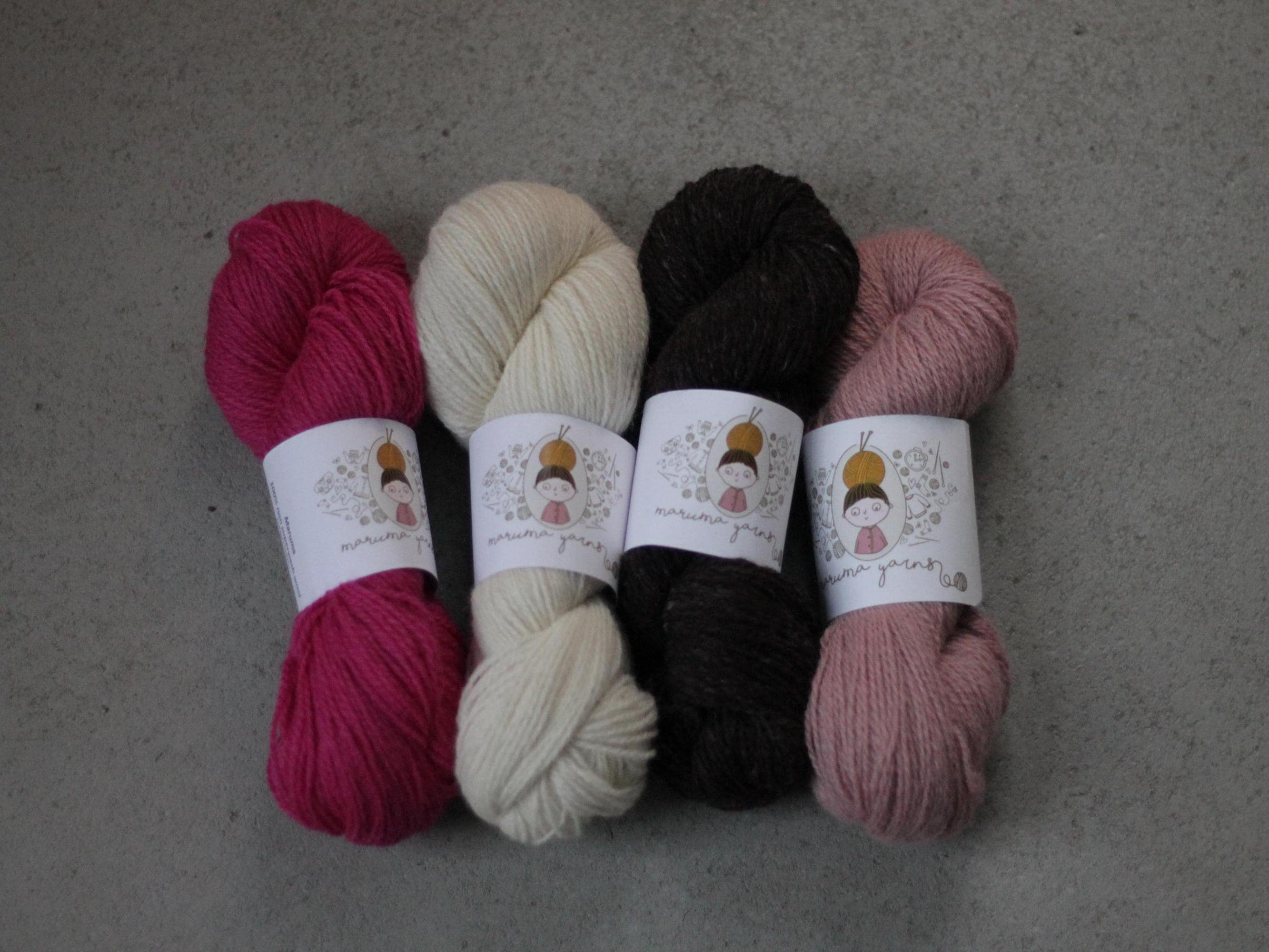 Moeke yarns - Etsy 日本
