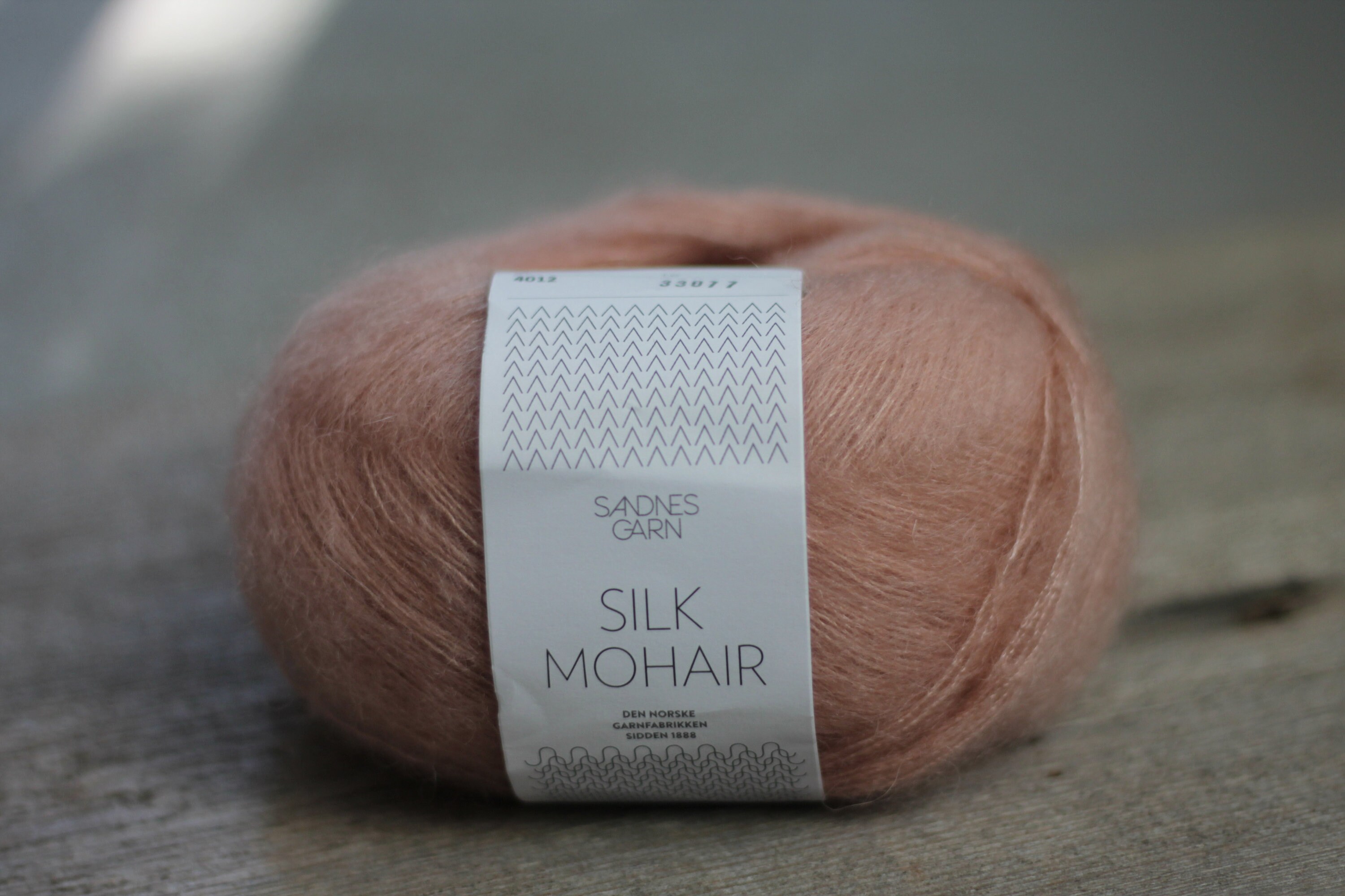 Donegal MOHAIR Tweed Yarn 100gr, 50gr or 25gr Mini Skeins Color 2708 Black Birch  Tweed Yarn Donegal Tweed With Mohair 