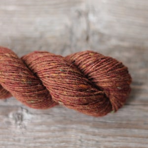 Tweed yarn 100gr, 50gr or 25gr mini skeins Donegal Soft merino tweed Merino yarn Hand knitting yarn Rustic tweed yarn 5549 OFARREL