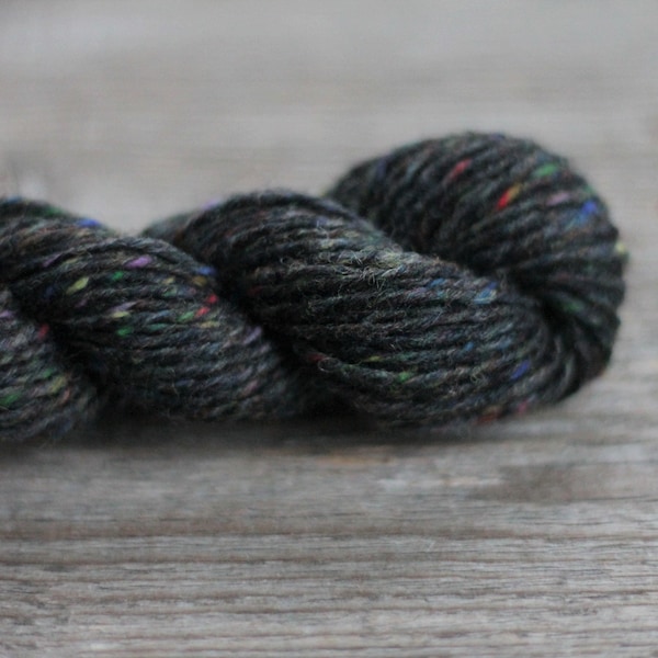 Donegal Kilcarra Tweed yarn 100gr or 50gr cakes/skeins Pure new wool yarn Hand knitting yarn tweed Aran tweed 4732 Millstone