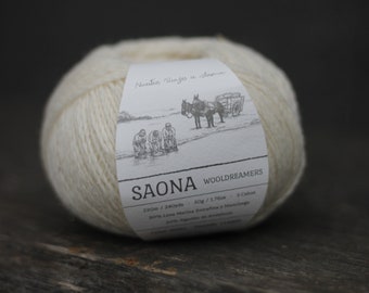 WoolDreamers Saona wool with cotton yarn color Notes white