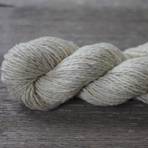 Hand dyed soft Donegal tweed yarn Fingering weight Art yarn OOAK Tweed yarn Merino wool Hand knitting yarn