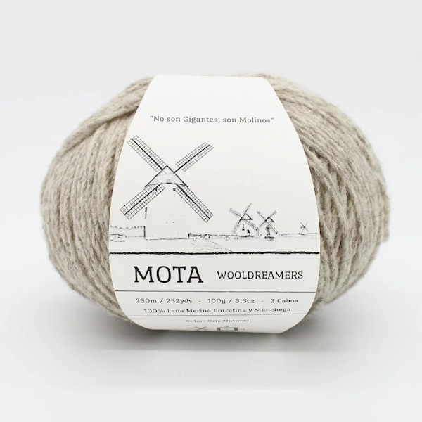 WoolDreamers yarn Mota Z twist yarn 100% non superwash  wool yarn color natural gray Gris