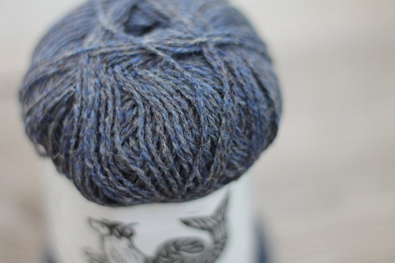 Retrosaria Rosa Pomar Pegulhal fingering weight yarn natural