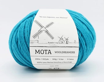 Turquoise Blue Wool Yarn: Mota Z Twist DK-Worsted, 100% Non-Superwash