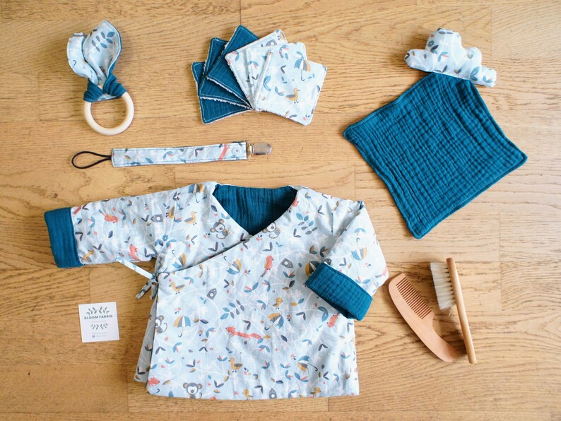 Baby reversible kimono heart masking jacket