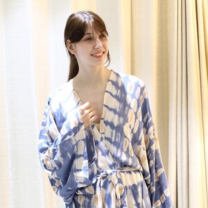 Oversized White and Blue Long Tie Dye Kimono Loose Sleeves Robe, Summer, Unisex Kimono Tall Women’s Dress, Vacations, Holiday Look PS TD28