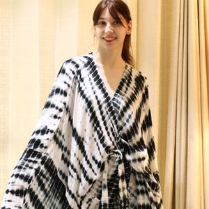 White and Black Oversized Long Tie Dye Kimono Loose Sleeves Robe, Summer, Unisex Kimono Tall Women’s Dress, Vacations, Holiday Look PS TD05