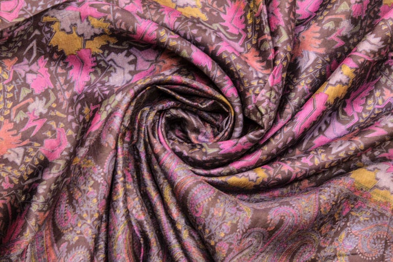 Vintage Indian Pure Silk Saree Traditional Textile Recycle Floral Printed Sari Ethnic Long Curtain Decor Sarong Craft Fabric PSS11535