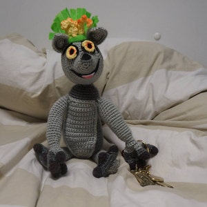 King Julien the leemur crochet pattern, look a like from Madagascar Crochet doll handmade Leemur, meerkat, jungle