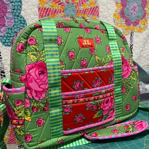 Ultimate Travel Bag 2.0 Kaffe Fassett Edition