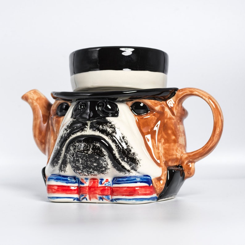 Novelty Teapots, British Bull Dog Teapot © CartersofSuffolk | etsy.com