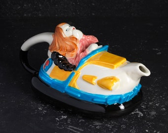 Dodgem ( Blue and Yellow ) Novelty Teapot