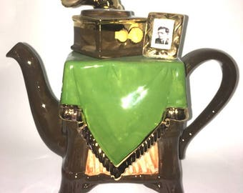 Victorian Gramophone Teapot