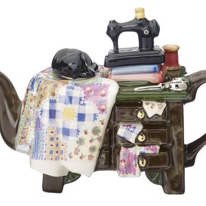 The 'Quiltmaker' full size Teapot