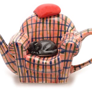 Armchair &#39;Cat Nap&#39; Teapot