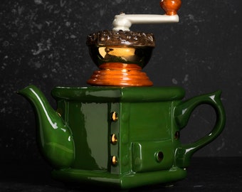 Coffee grinder full size teapot - green