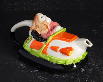 Dodgem ( Green and Orange ) Novelty Teapot