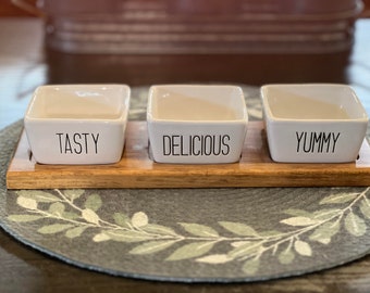 Mudpie Dips or Condiments Tray