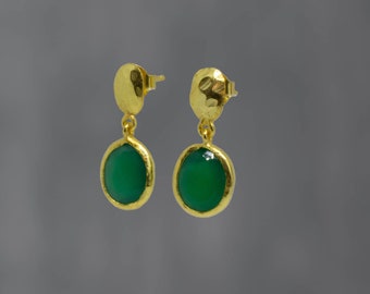 Green Onyx Earrings, Gold and Onyx Earrings, Green Gemstone Gemstone Earrings, Textured Gold, May Birthstone, Stud Drops