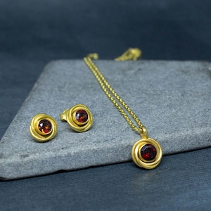 Garnet Jewellery Set, Garnet and Gold Stud Earrings, Garnet Pendant Necklace, January Birthstone, Art Deco