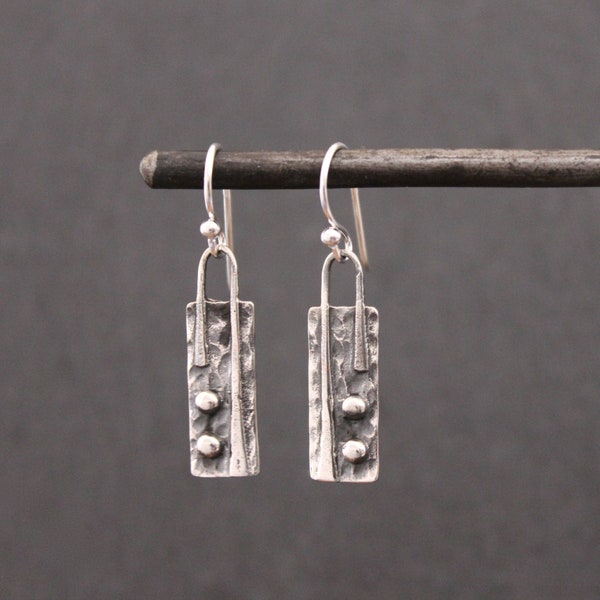 Pendientes de plata texturizada, gotas de plata oxidada, plata martillada, plata de ley