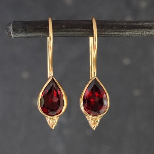 18 Kt Art Nouveau Ruby and Diamond Ring Size 7.25 sizable | Etsy