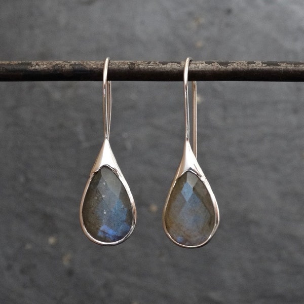 Labradorite Earrings, Silver and Labradorite Drops, Faceted Labradorite, Teardrop Earrings, Gemstone Earrings, Minimal Sterling Silver 925