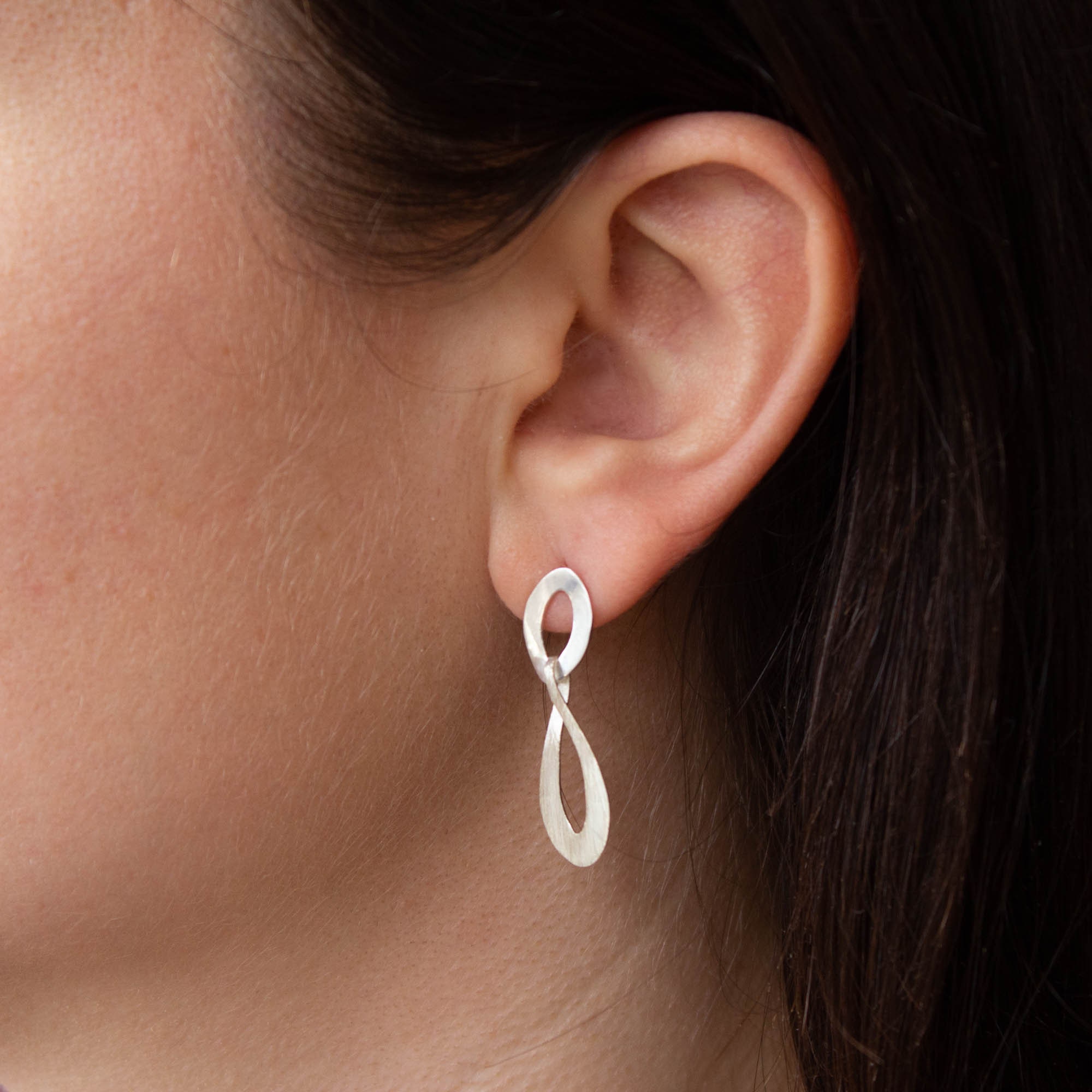 ピアス LESS IS MORE silver earrings 1002 EAR-MED-S-HOOP-V1_bf8f64b3-