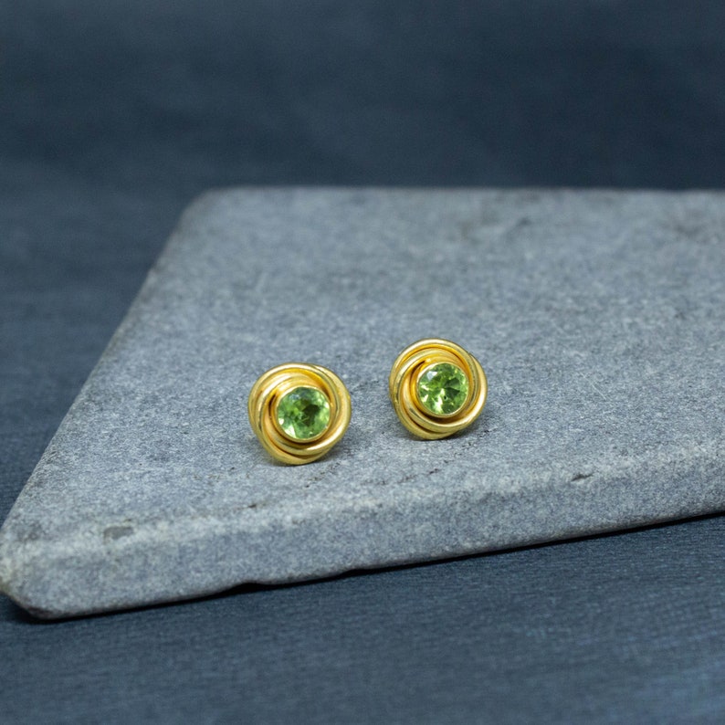 Peridot Jewellery Set, Peridot and Gold Stud Earrings, Peridot Pendant Necklace, August Birthstone, Art Deco Stud Earrings