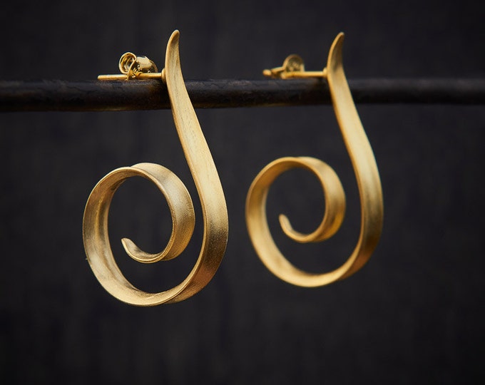 Brushed Gold Teardrop Clip on Earrings, Gold Teardrop Clipons, Metallic