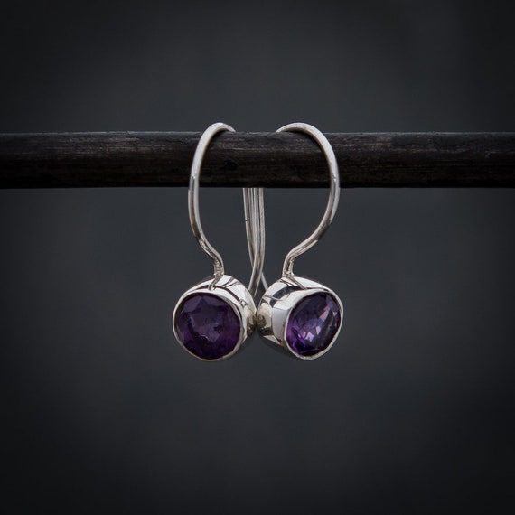 Orecchini pendenti in argento sterling 925 con perle di zircone cubico
