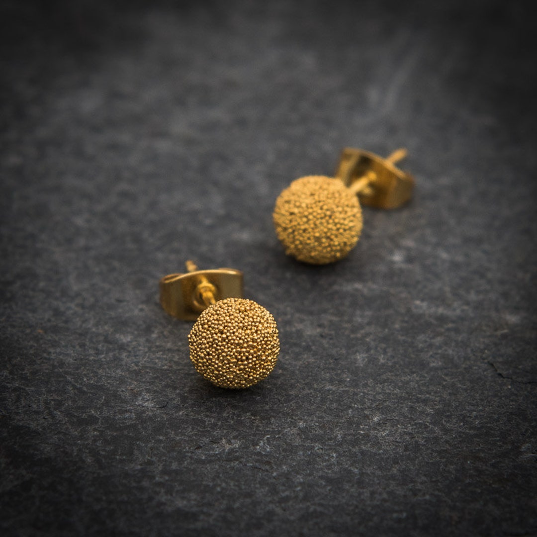 Buy Circle of Life Gold Stud Earrings Online - Zaveribros