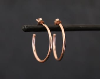 Pendientes de aro de oro rosa, aros simples de oro rosa, aros de oro rosa, pendientes de aro mínimos, pendientes de aro con ajuste de perno