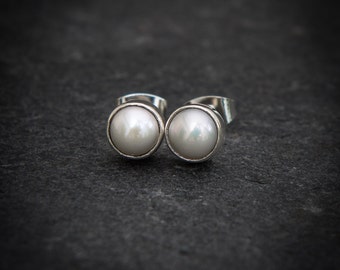 Pearl Stud Earrings, Freshwater Pearl Earrings, Round Stud Earrings, White Pearl Earrings, Sterling Silver