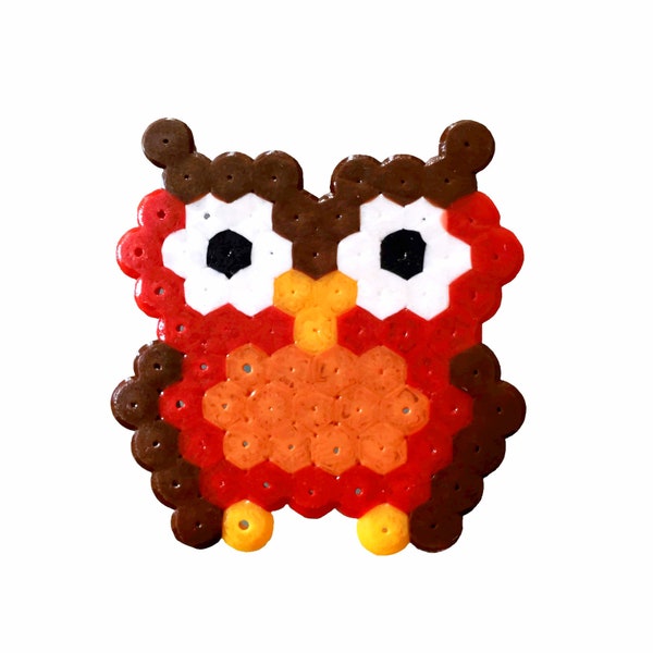 Owl Hama/Perler Bead Party Favor (disponible sous forme de porte-clés, broche, aimant, décoration suspendue, kits de bricolage) Diverses options de couleurs, pixel art