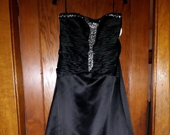 Jump Apparel by Wendye Chaitin Prom Dresses
